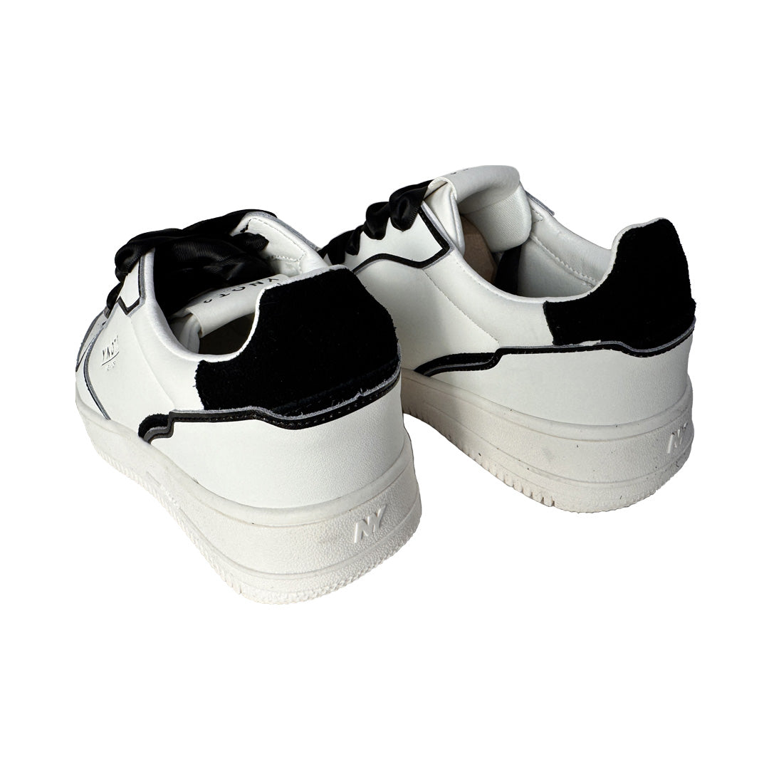 Sneaker Donna in Pelle Bianco e Nero con Lacci in Raso e Gioiello