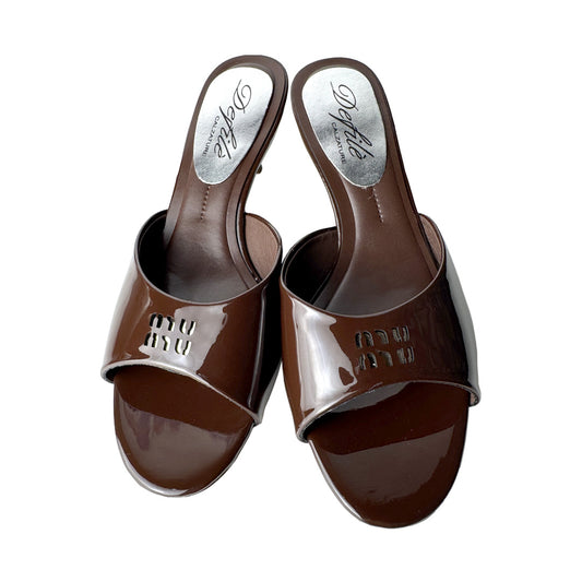 Sabot Vernice Marrone Cioccolato con Tacco Kitten – Defilè