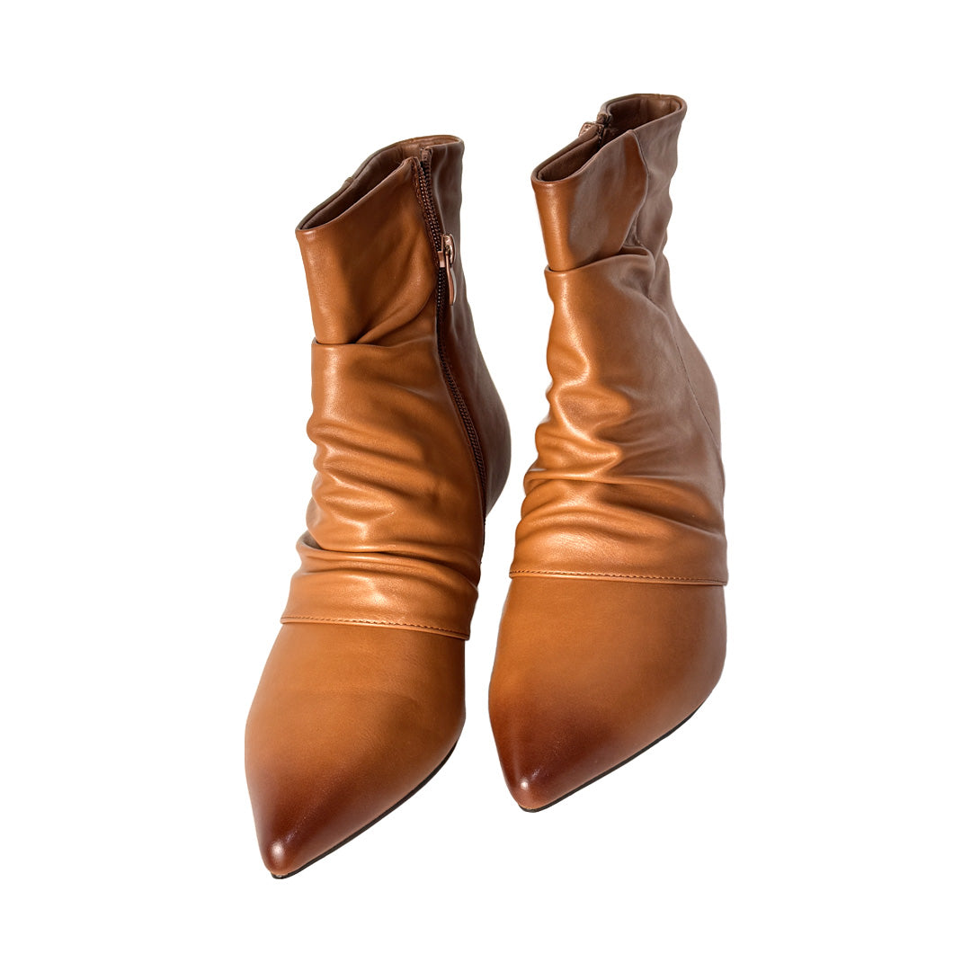 Tronchetto Donna C'est Moi Camel Ecopelle - Effetto Drappeggio e Tacco 5 cm