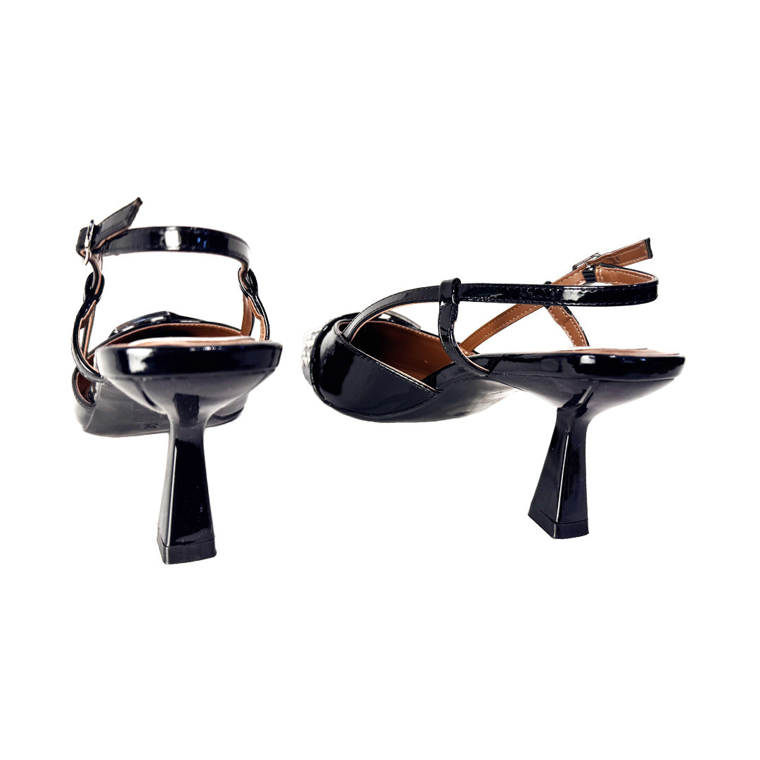 Chanel Rosso di Sera in Vernice Nera – Fibbia con Occhielli e Tacco 7 cm