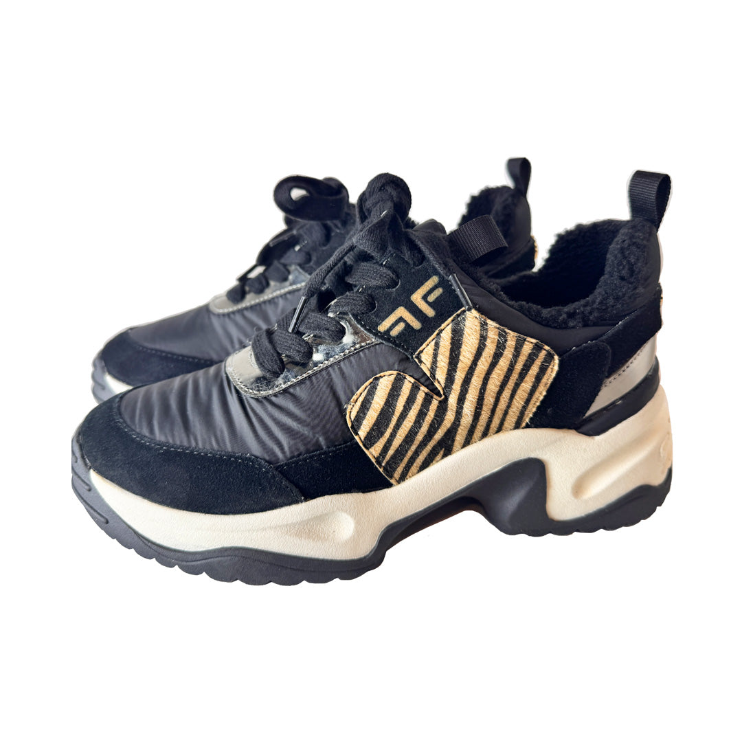 Sneaker Fornarina Nera in Suede – Effetto 100g con Interno in Pelliccia