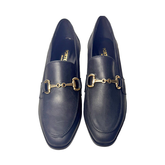 Mocassino Artigianale in Pelle Nera Effetto Vintage con Catena Oro