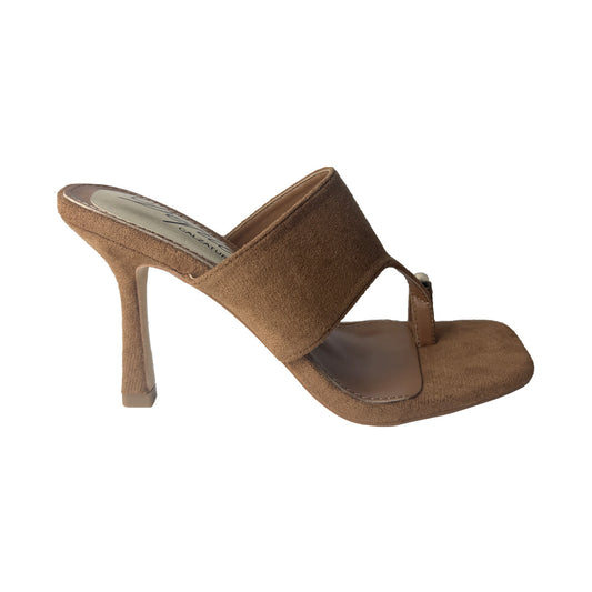 Sabot Cognac Monodito in Camoscio Defilè - Tacco Stiletto e Dettaglio Oro