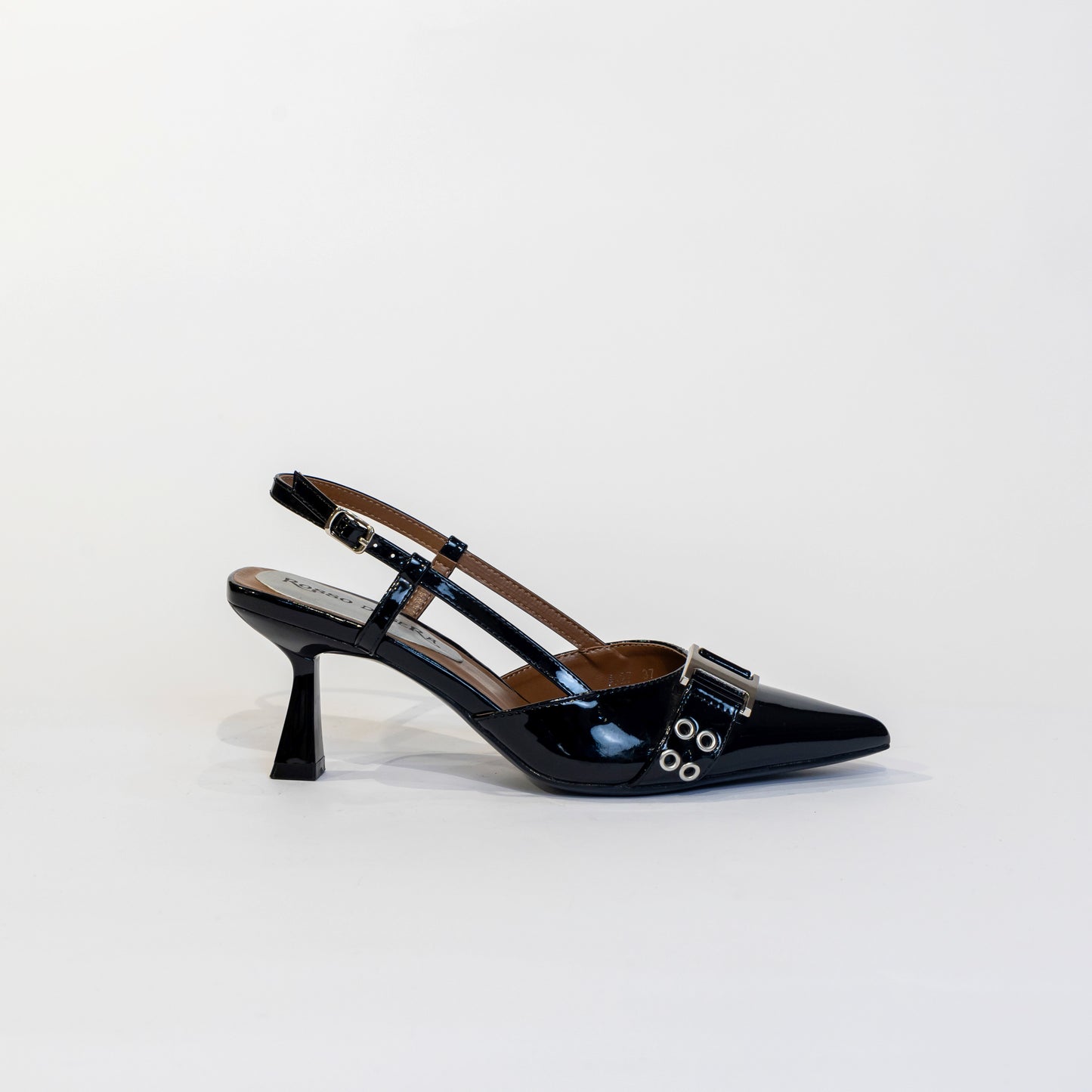 Chanel vernice nero con fibbia