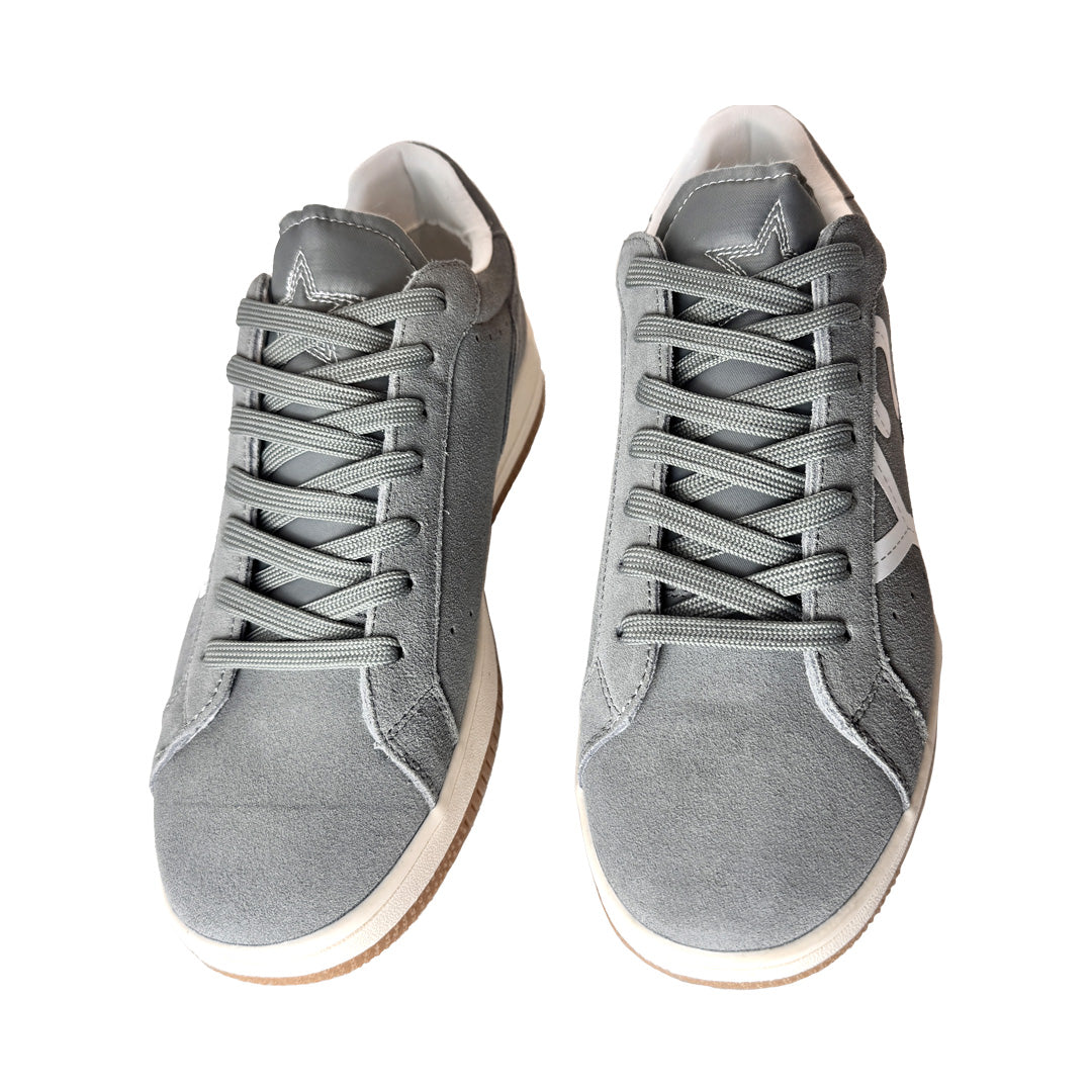 Sneaker YNOT? Grigio Scuro in Pelle: L'essenza del Casual Urbano